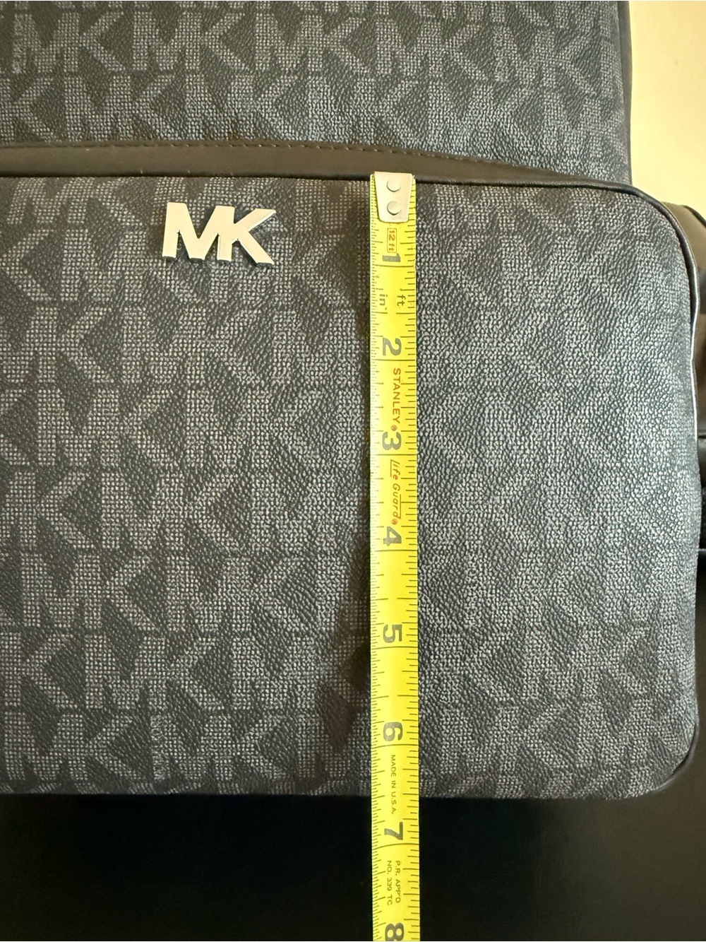 MICHAEL KORS EVERETT Backpack Front Unisex Black MK Logo Leather Laptop New Trip - Picture 3 of 13